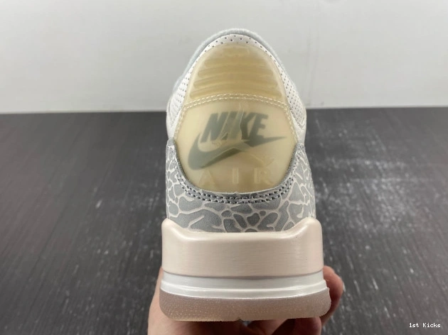 Ivory Air Craft 3 Jordan FJ9479-100 0702